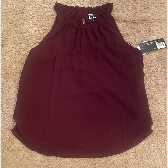 Sleeves dressy top - Picture 3 of 4